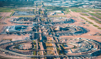 Executive Sedan: Long Beach to LAX Airport